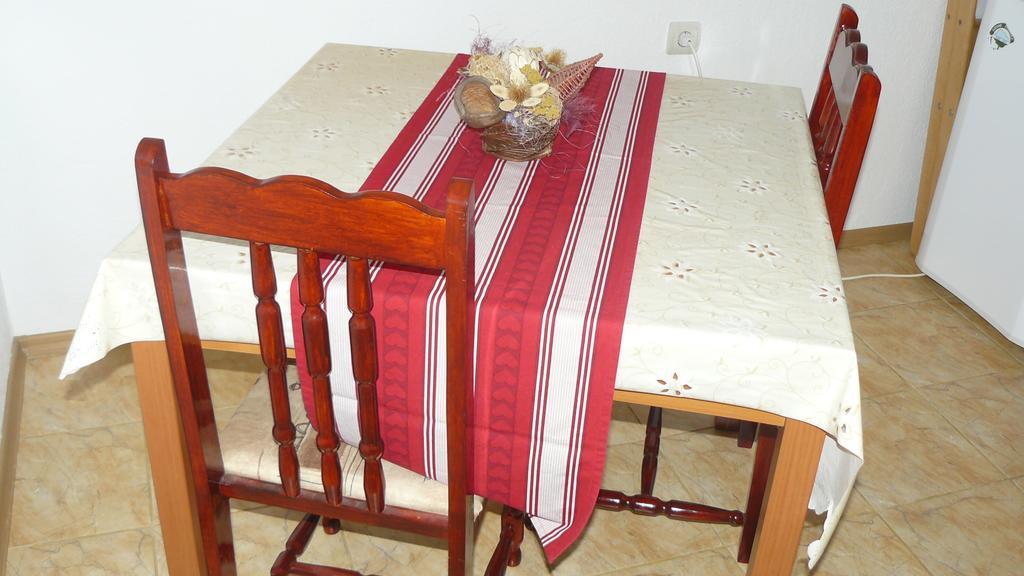 Geto Apartment Belogradchik Bilik gambar